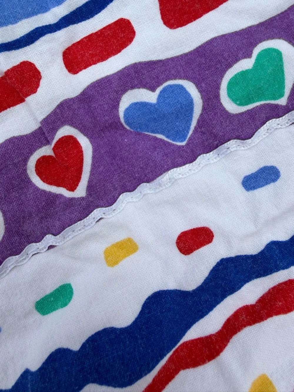 Vintage 90s Baby Blanket Bright Colorful Fish Hearts Shapes Primary Colors 36x41